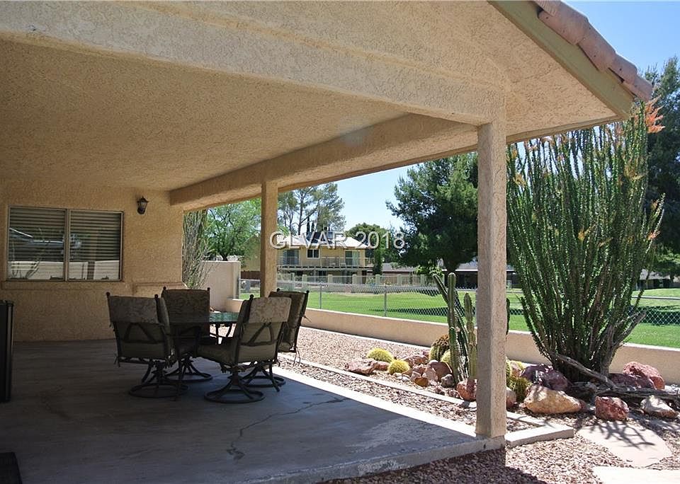 1st image of 981 El Camino Way