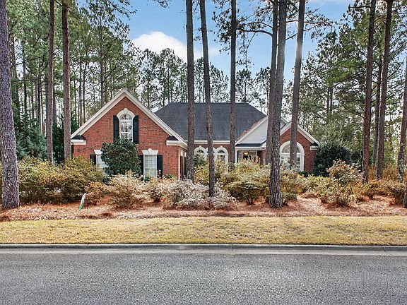 2nd image of 142 Windermere Way
