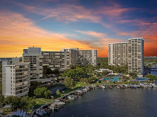600 Three Islands Blvd Photo 1