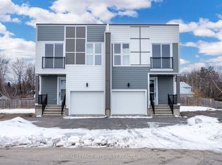 875 Contour St #B, Ottawa, ON K1W0G6