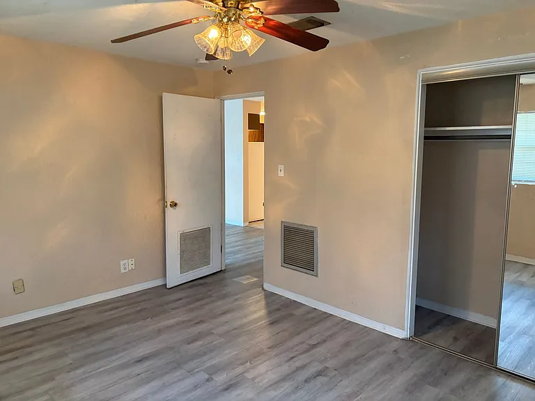 1700 S Palmetto Ave — Photo 5