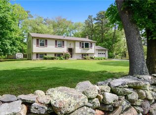 94 Essex Rd, North Kingstown, RI 02852