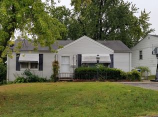 9762 Royalton Ct, Saint Louis, MO 63114