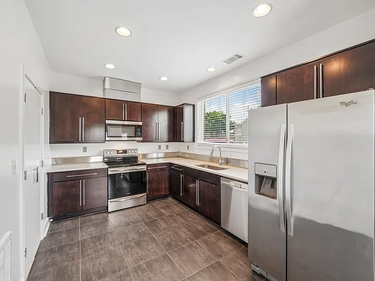1525 Forest Lake Dr #1585 — Photo 48