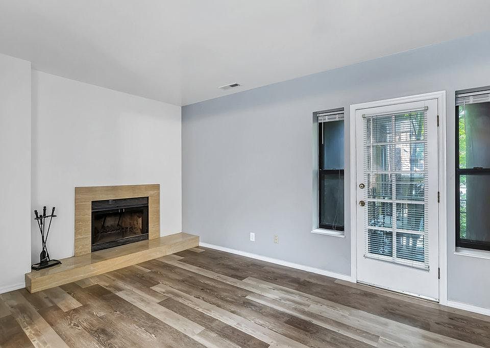 1st image of 5578 Waterman Blvd #1W