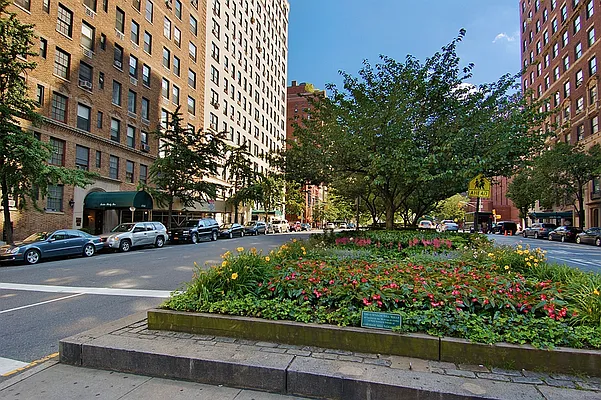 Sold by Corcoran | media 17