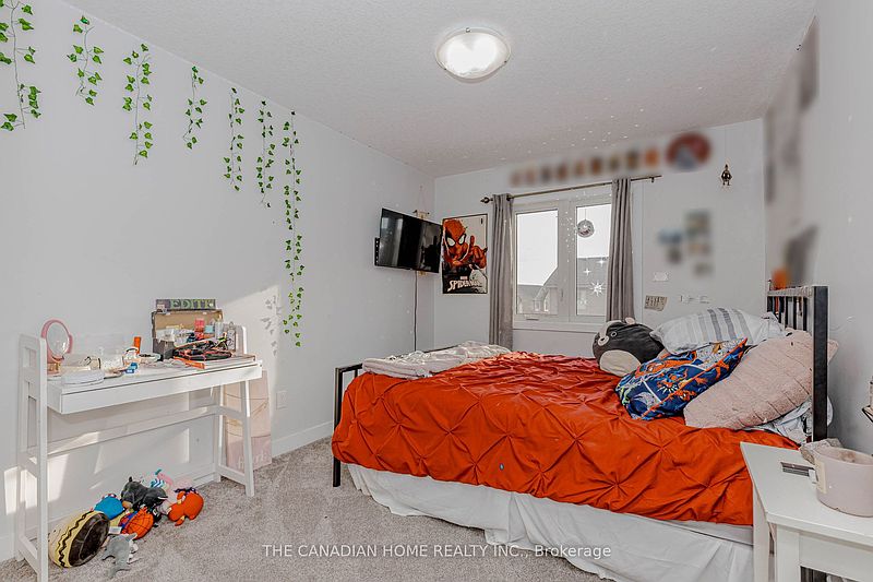 London Townhouse for rent - 3 Bedrooms — photo 39