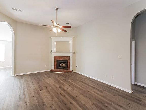 3rd image of 6163 Morgan Manor Dr E