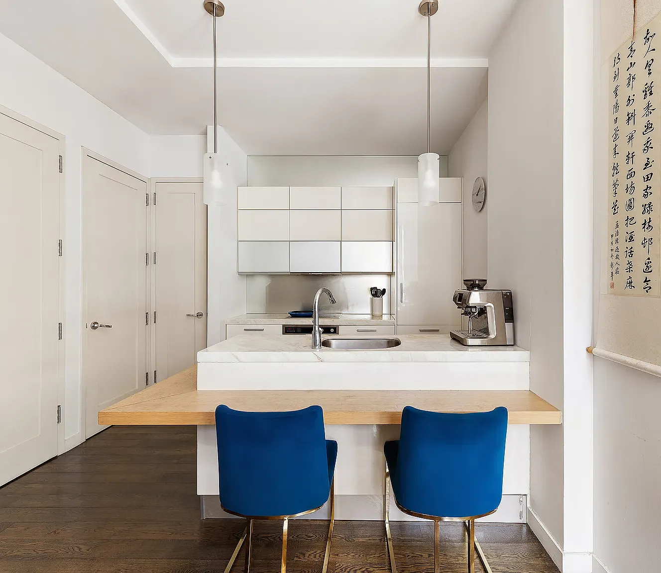 11 East 36th Street — Photo 2