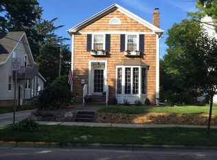 1015 Oakland Ave, Madison, WI 53711
