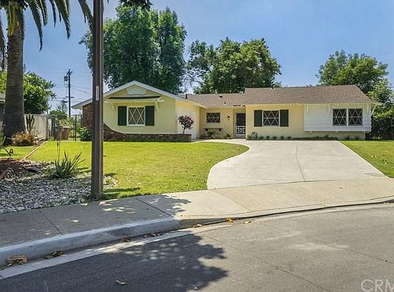 2nd image of 124 Buena Vista Dr