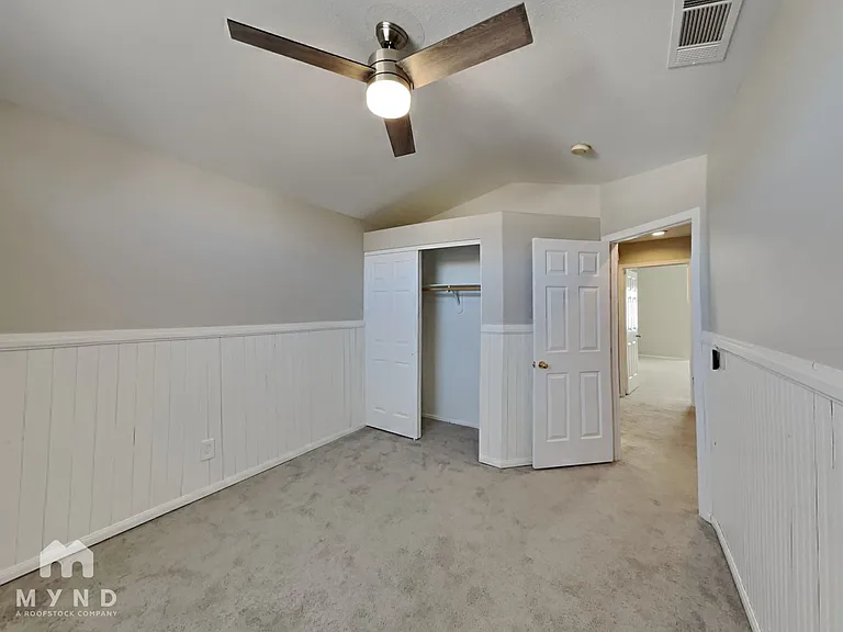 1616 Scenic Peak — Photo 20