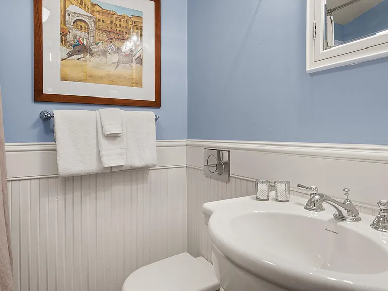 809 S Aspen St #13 — Photo 10