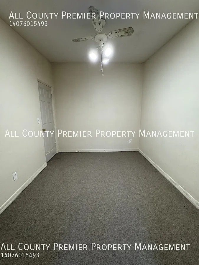 Nice 3 Bedroom 2 Bath Apartment! Available Now! — Photo 4