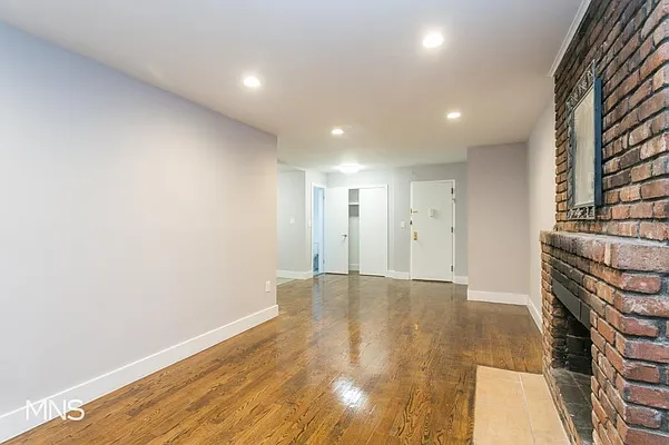 Rented by MNS Marketing | media 13