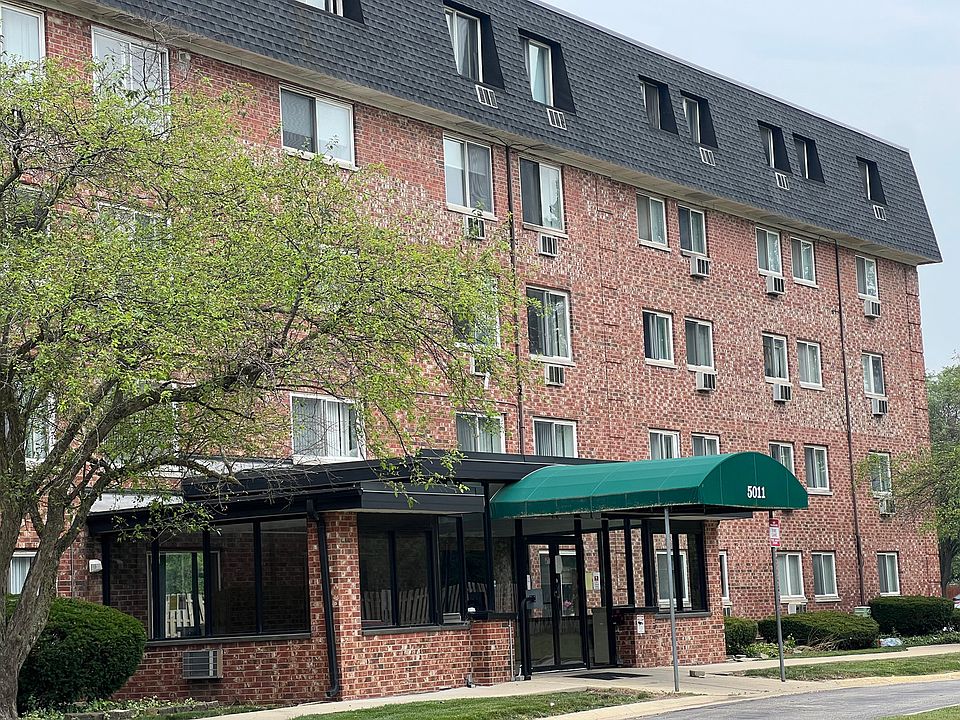 1st image of 5011 Valley Ln APT 208
