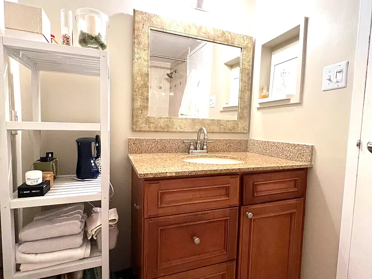2037 Royal Fern Ct #22C — Photo 7