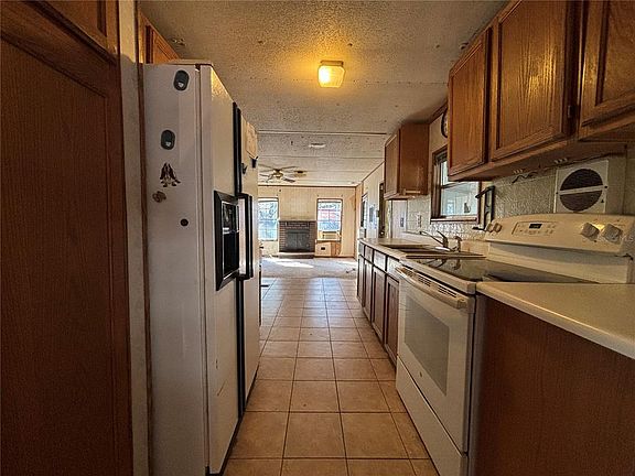 5th image of 9244 Ogalala St