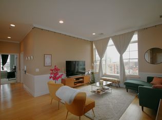 769 Montgomery St #604, Jersey City, NJ 07306
