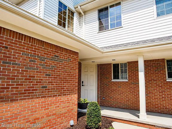 3rd image of 1031 Maya Ct