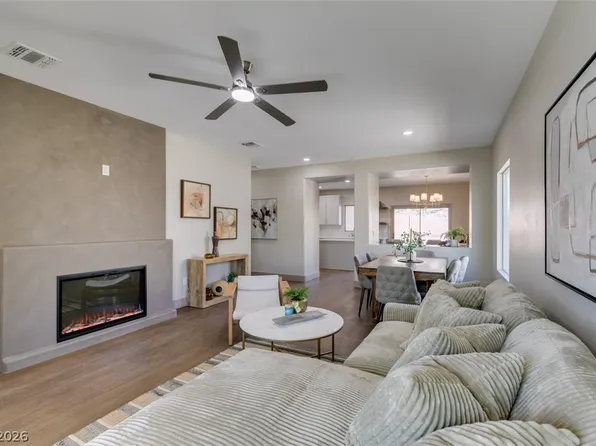 533 Kings Links St, Henderson, NV 89012