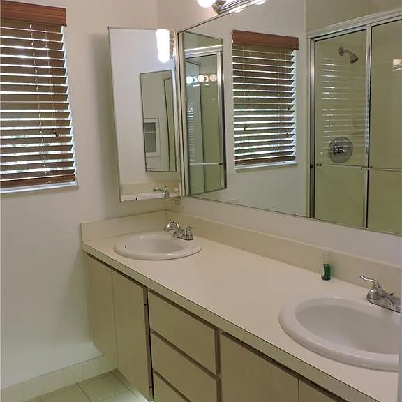 2865 SW Lakemont Pl — Photo 16