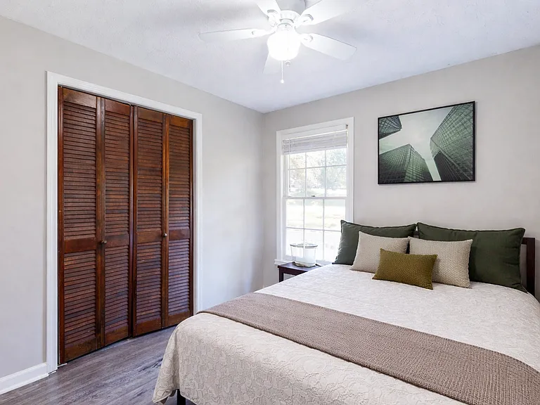 3993 N Shelby Ln — Photo 3