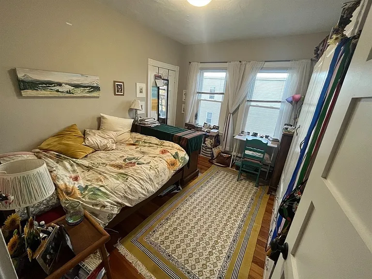 79-83 Beacon St #2 — Photo 8