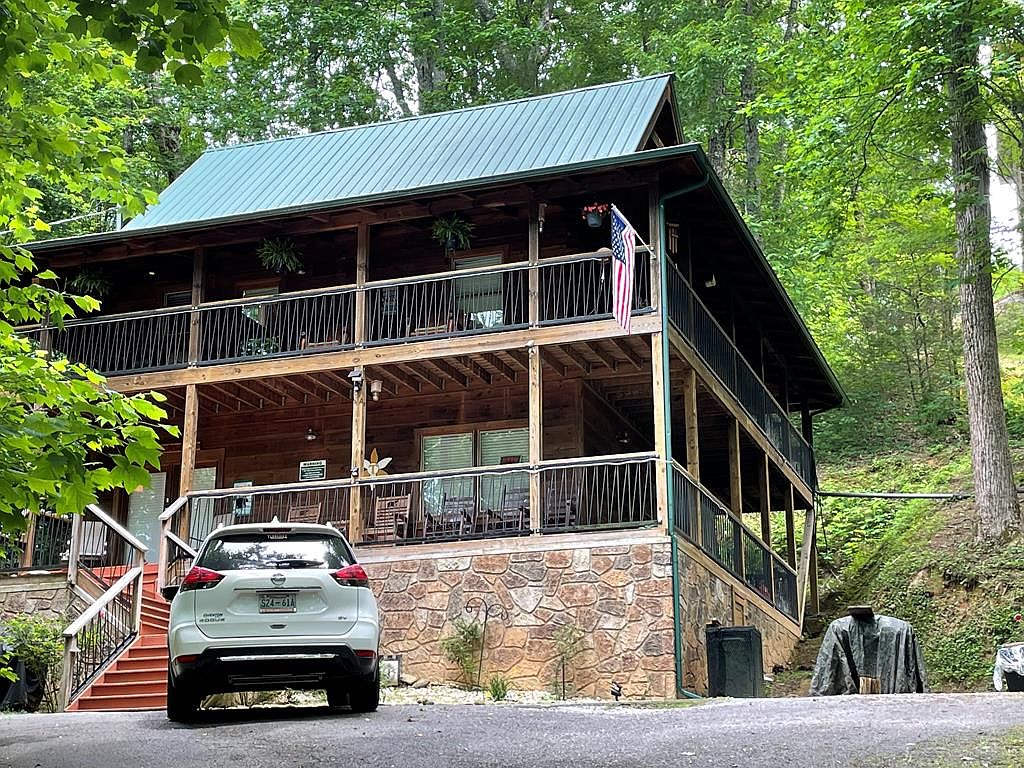 3719 Ginseng Way, Sevierville, TN 37862 | Zillow
