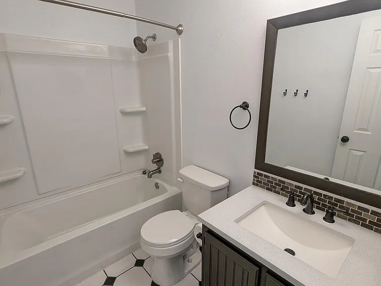 2217 Calle De Pizzaro — Photo 20