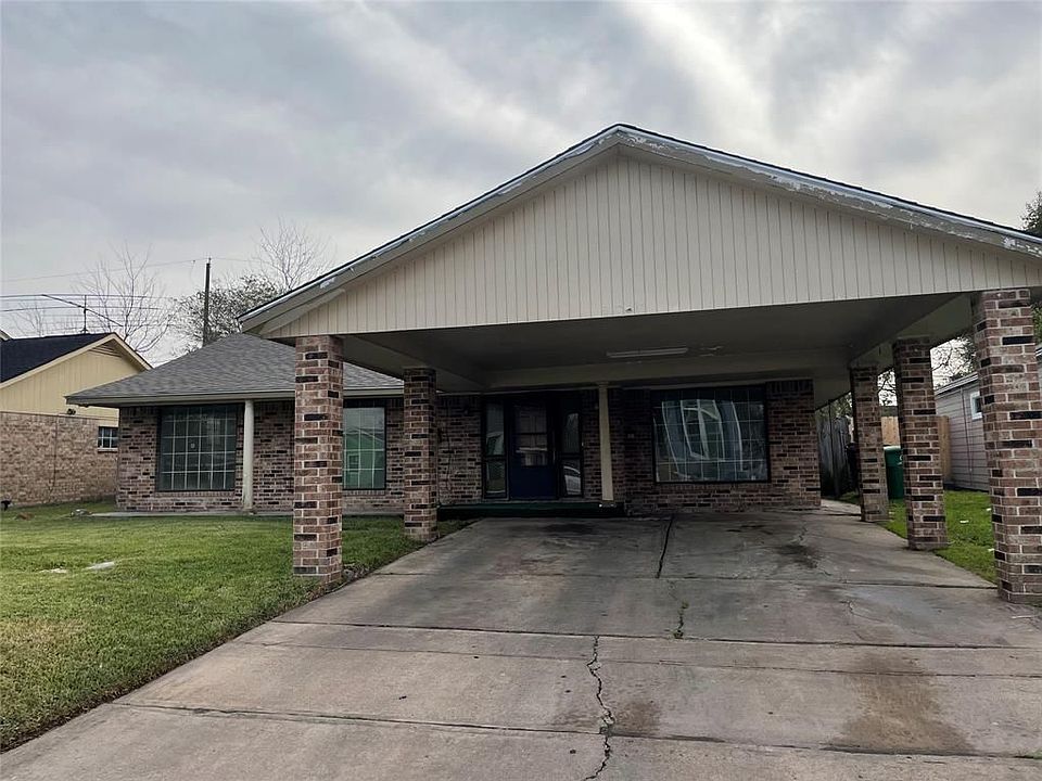 1st image of 4822 Meadow Park Dr