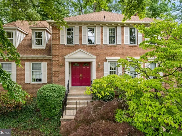 2008 Mason Hill Dr, Alexandria, VA 22307