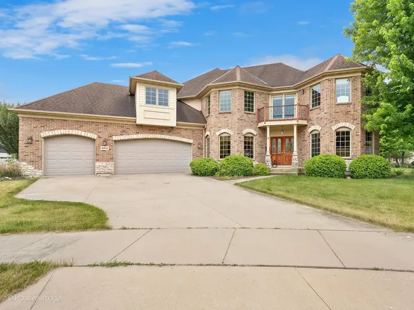 664 Kingsman Ct, Sugar Grove, IL 60554
