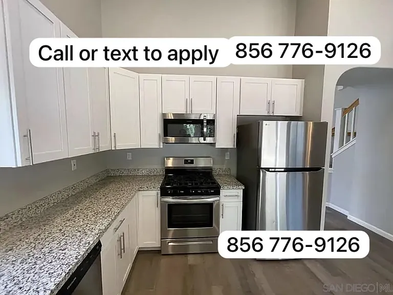 294 Woodcrest Dr — Photo 3