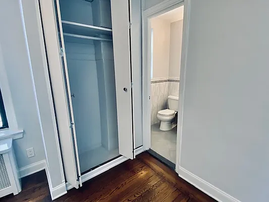 Rented by Compass | media 31