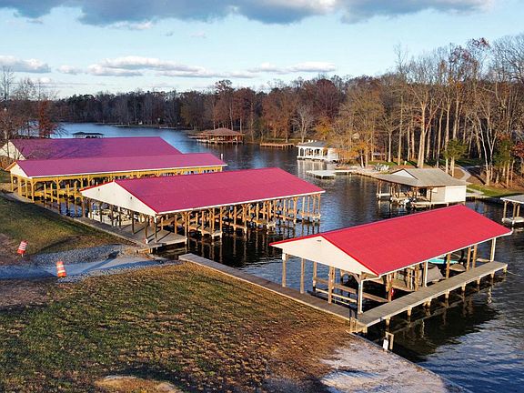 4th image of 723 Rainbow Rdg