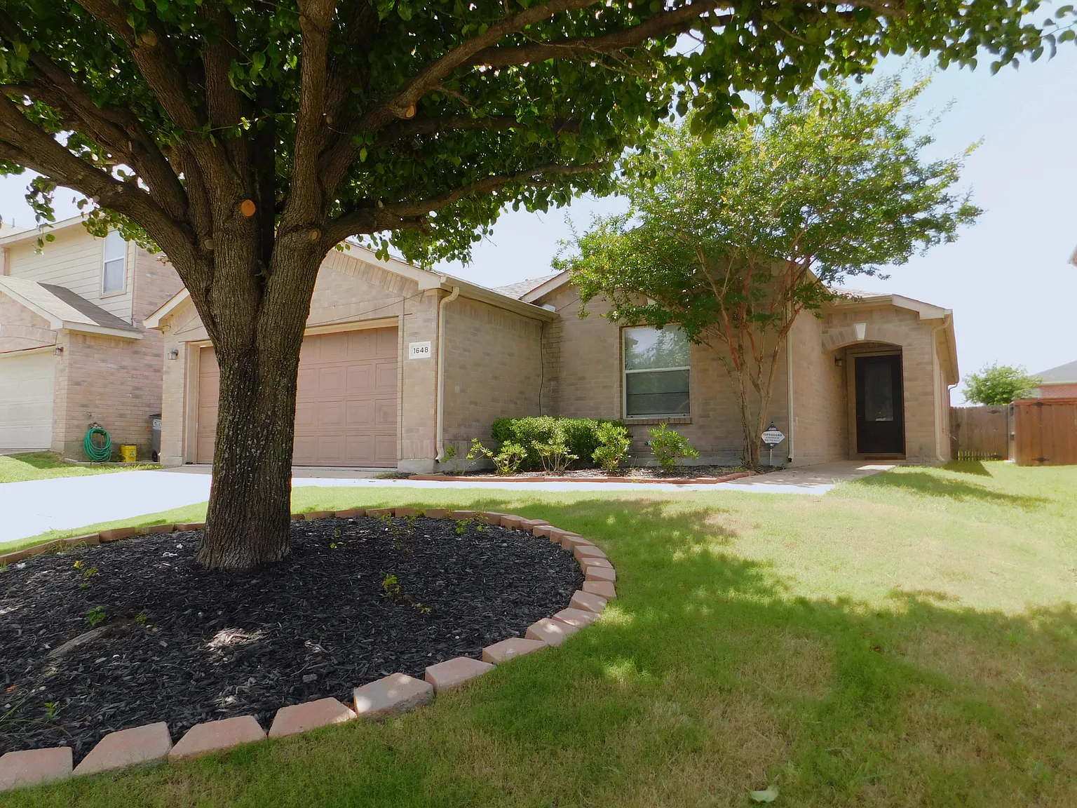 4 bed, 1873 sqft, $2,225 — Photo 3