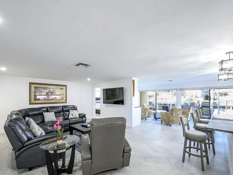 149 Crescent Dr — Photo 7