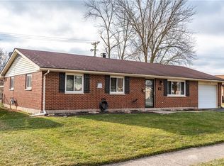 802 Hile Ln, Englewood, OH
