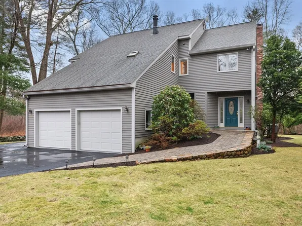 433 Grove St, Framingham, MA 01701