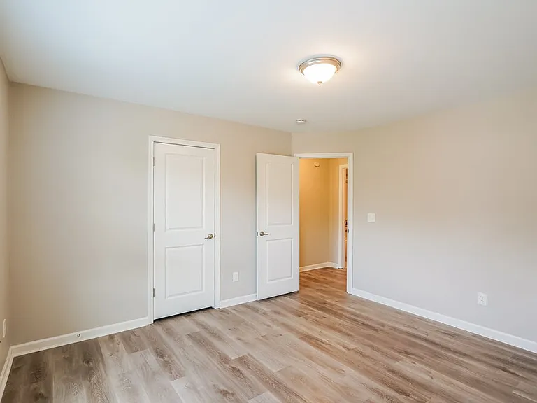 408 Parmley Ln — Photo 12