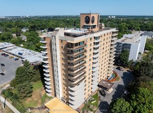 257 Bath Rd #405, Kingston, ON K7M7T3