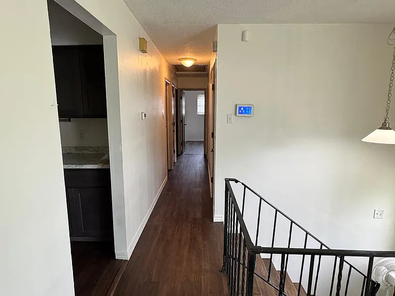 304 Rebecca Dr — Photo 10