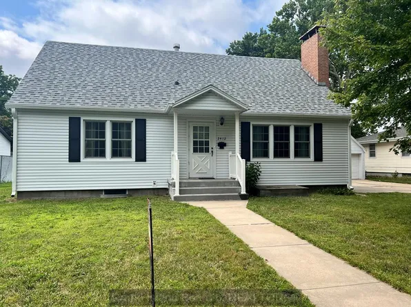 2412 N Grand Island Ave, Grand Island, NE 68803
