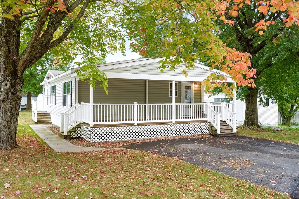 428 Perry Cir photo 1