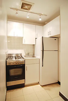 Rented by WAM Partners - William Moses Co. | media 63