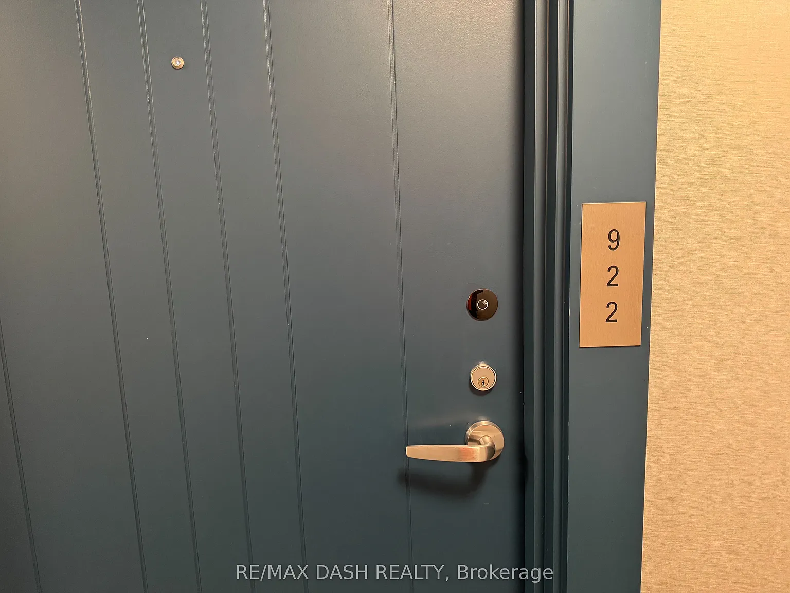1 bed, $2,030 — Photo 2