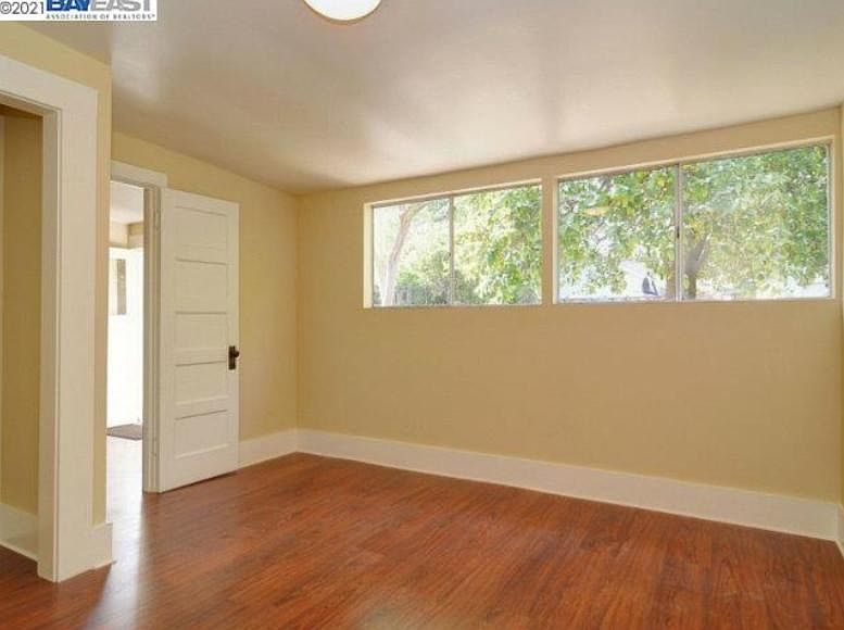 1st image of 520 Fuller Ave