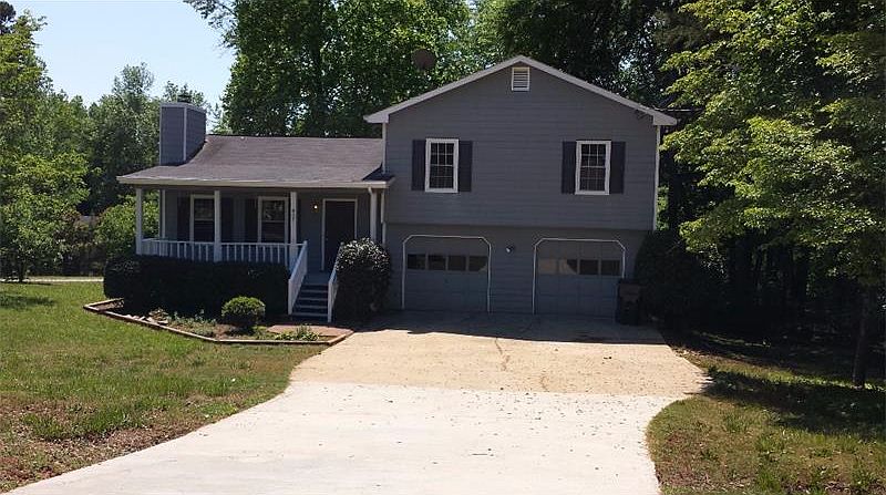 1st image of 407 Kings Hill Ct