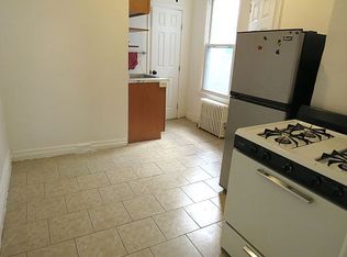 318 E 9th St APT 1, Brooklyn, NY 11218
